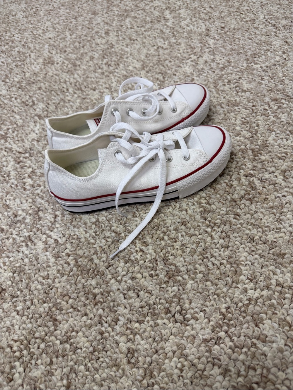Kids White Canvas Low-Top Sneakers with Red Stripe